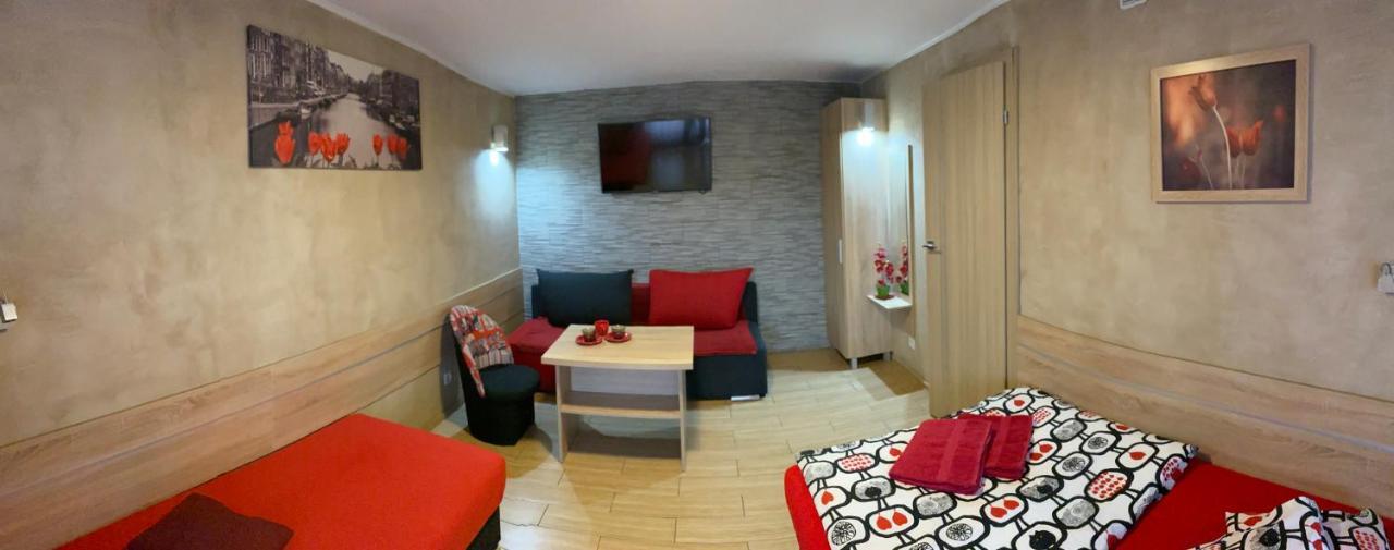Klinkierowa Rezydencja Gniezno Exterior foto
